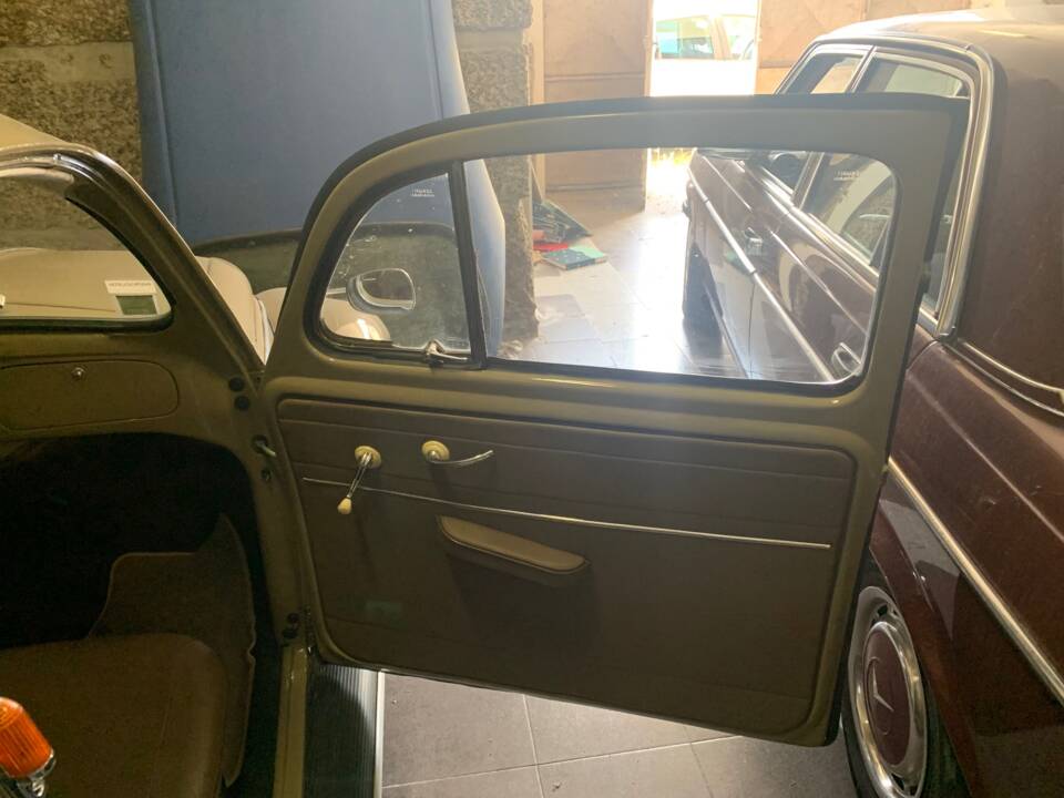 Immagine 49/56 di Volkswagen Maggiolino 1100 Standard "Ovali" (1954)