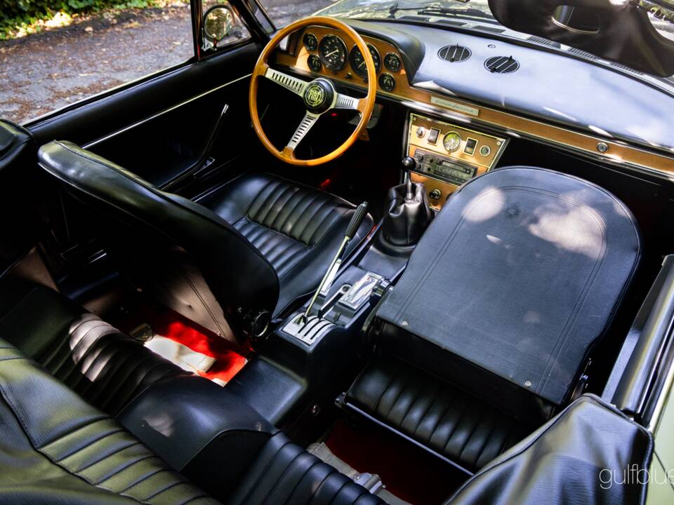 Image 34/67 de FIAT Dino Spider (1968)