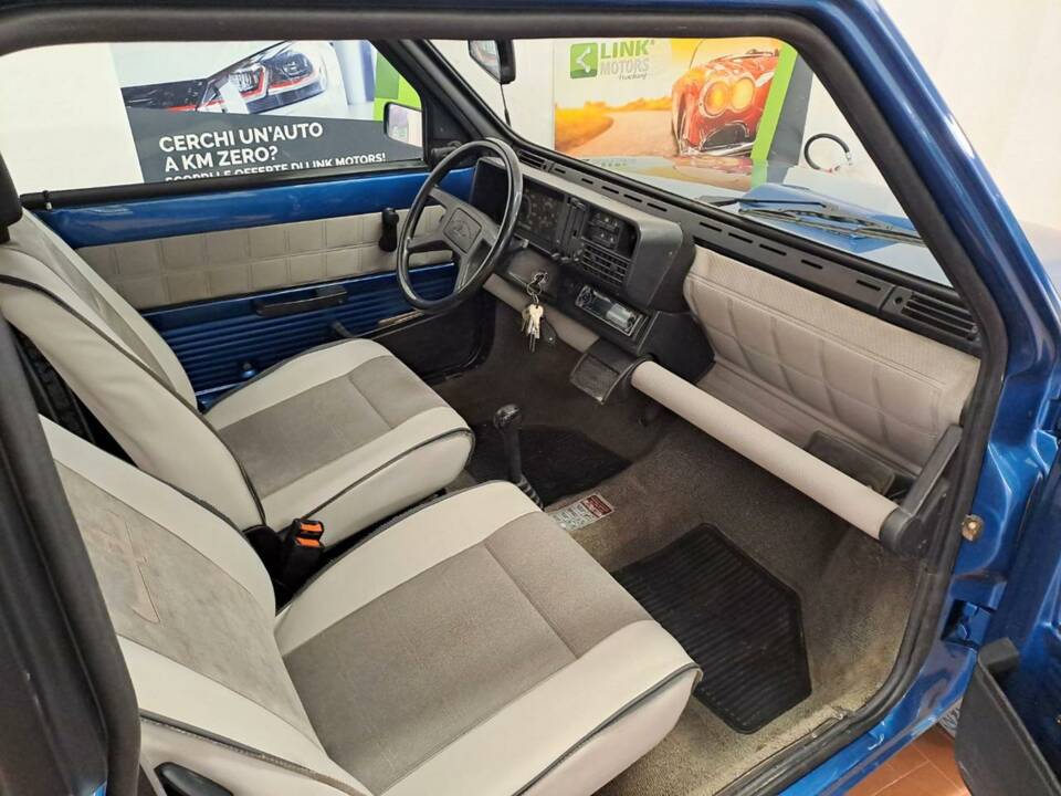 Bild 29/42 von FIAT Panda 4x4 1,0 (1989)