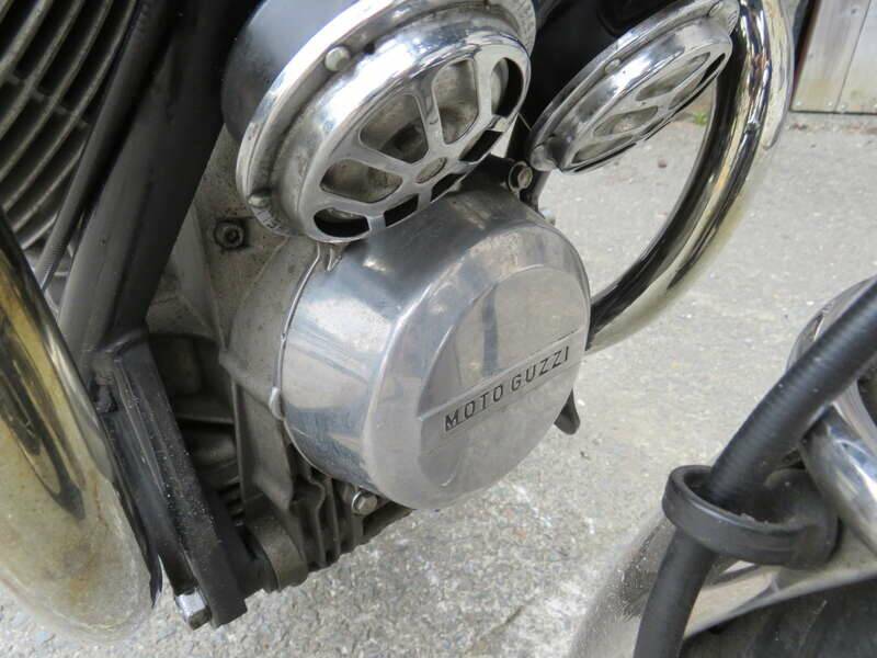 Image 20/45 of Moto Guzzi V7 Sport (1973)