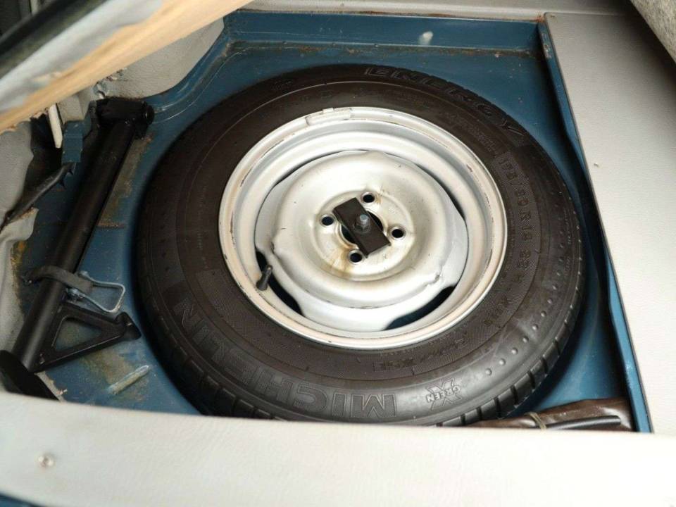 Image 23/30 de BMW 2000 CS (1967)