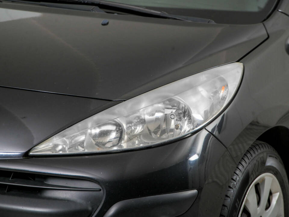 Imagen 22/49 de Peugeot 207 CC 1.6 VTi (2008)