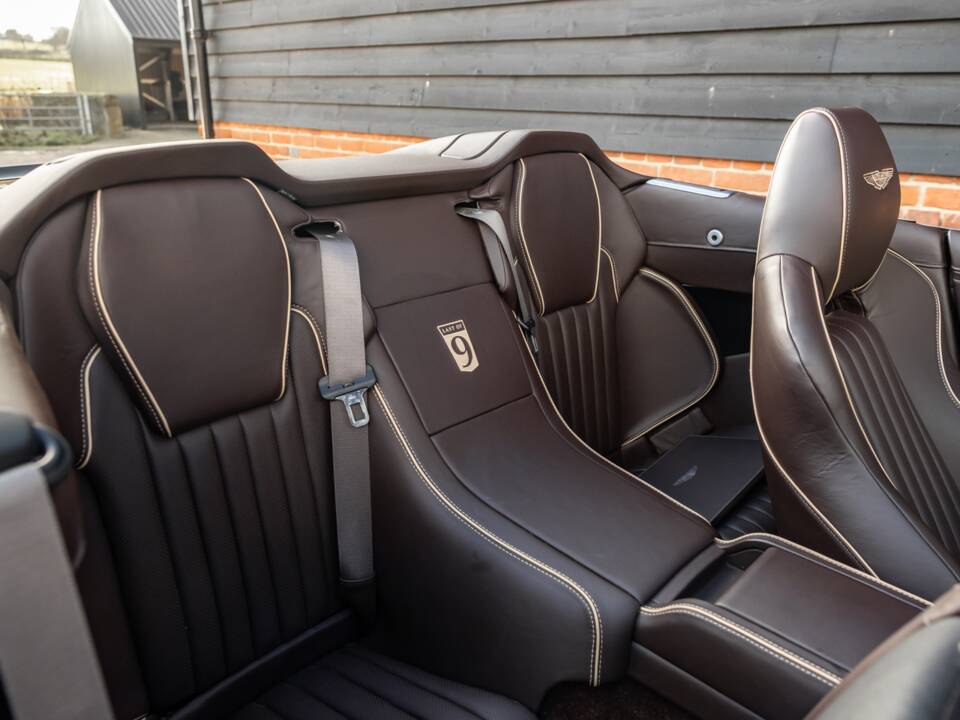 Bild 61/79 von Aston Martin DB 9 GT Volante (2017)