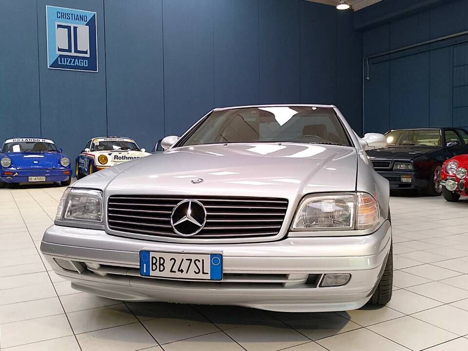 Imagen 4/46 de Mercedes-Benz SL 280 (1999)