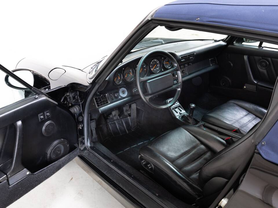 Bild 10/30 von Porsche 911 Carrera 4 (1990)