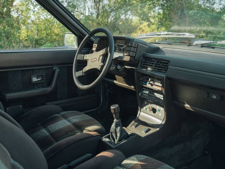 Immagine 37/68 di Audi quattro (1981)