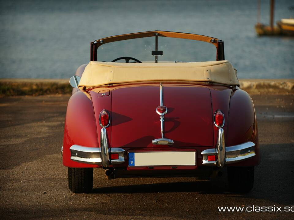 Image 9/28 of Jaguar XK 140 SE DHC (1955)