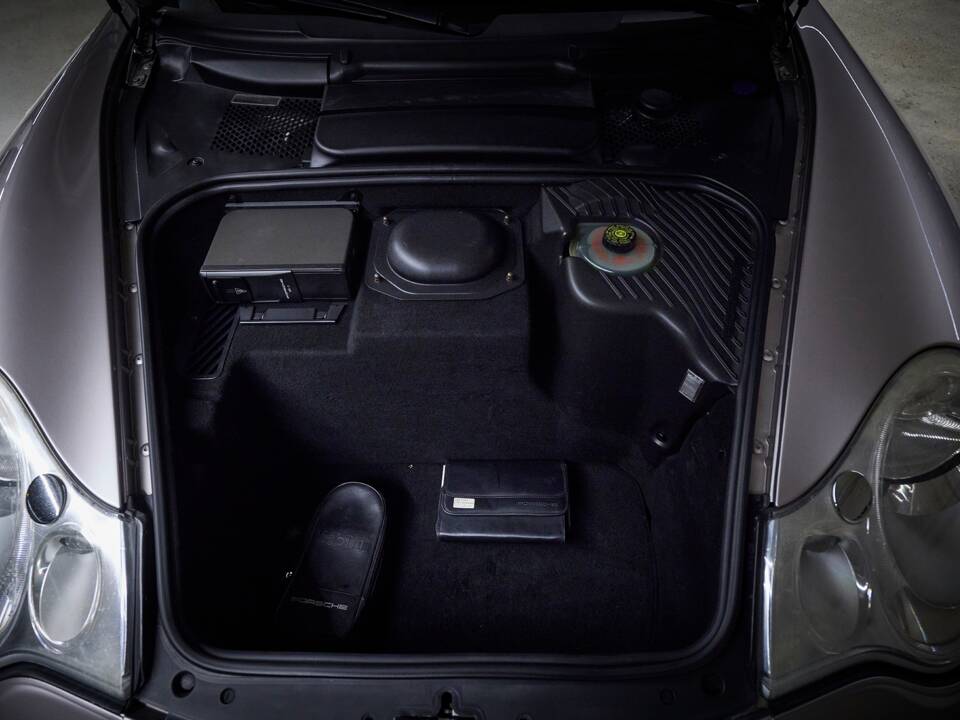 Image 59/98 of Porsche 911 Turbo (2000)