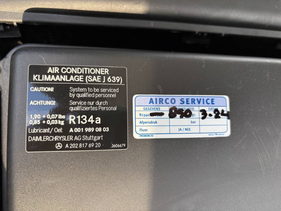 Image 10/23 of Mercedes-Benz CLK 200 Kompressor (2002)