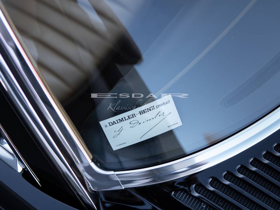 Image 18/37 of Mercedes-Benz 560 SL (1989)