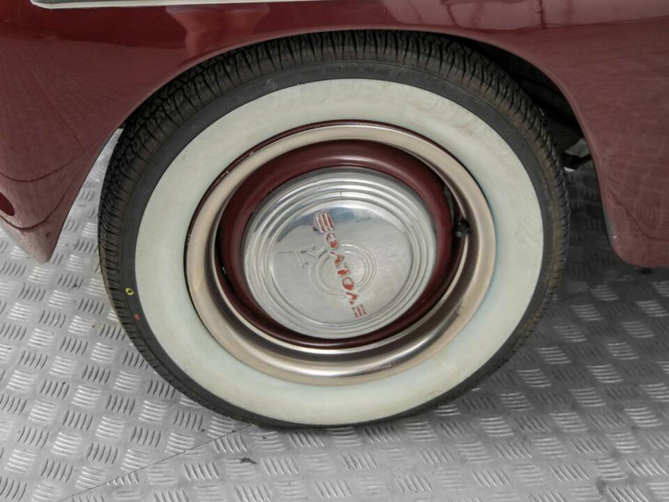 Image 26/50 of Volvo PV 444 (1953)