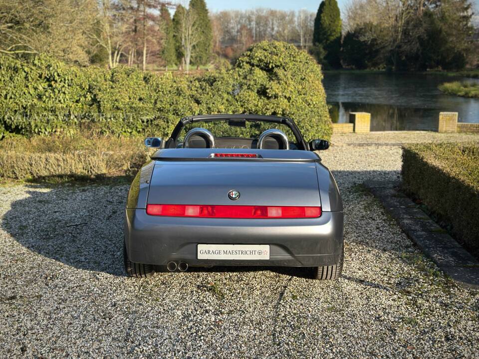 Bild 58/98 von Alfa Romeo Spider 2.0 Twin Spark (1999)