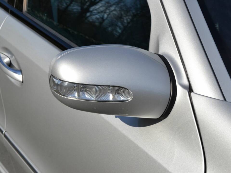 Imagen 62/100 de Mercedes-Benz E 55 AMG (2003)