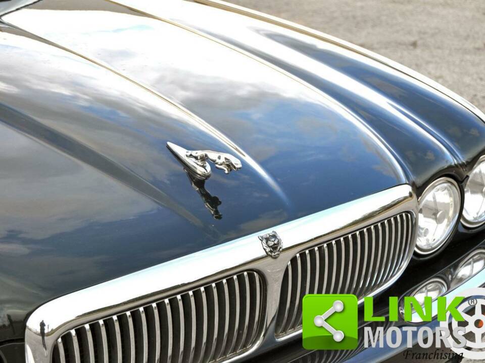 Afbeelding 9/10 van Jaguar XJ 8 4.0 Executive (2000)