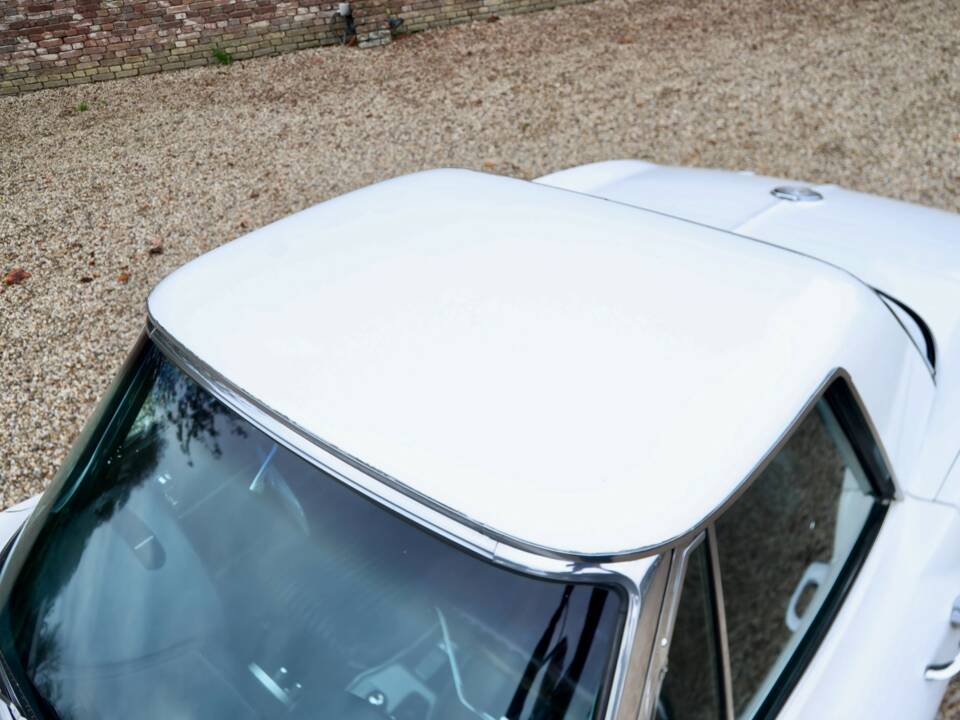 Imagen 34/50 de Chevrolet Corvette Sting Ray Convertible (1964)