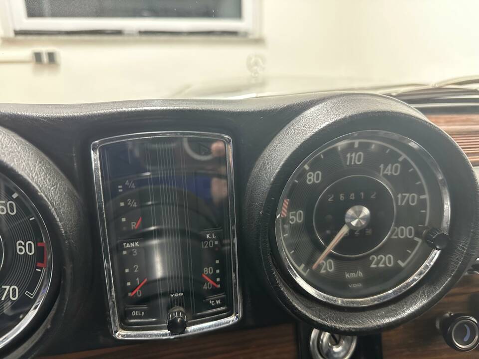 Bild 23/25 von Mercedes-Benz 280 SE (1968)