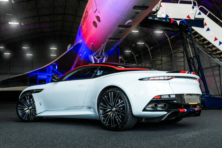 Image 48/51 de Aston Martin DBS Superleggera Volante (2020)