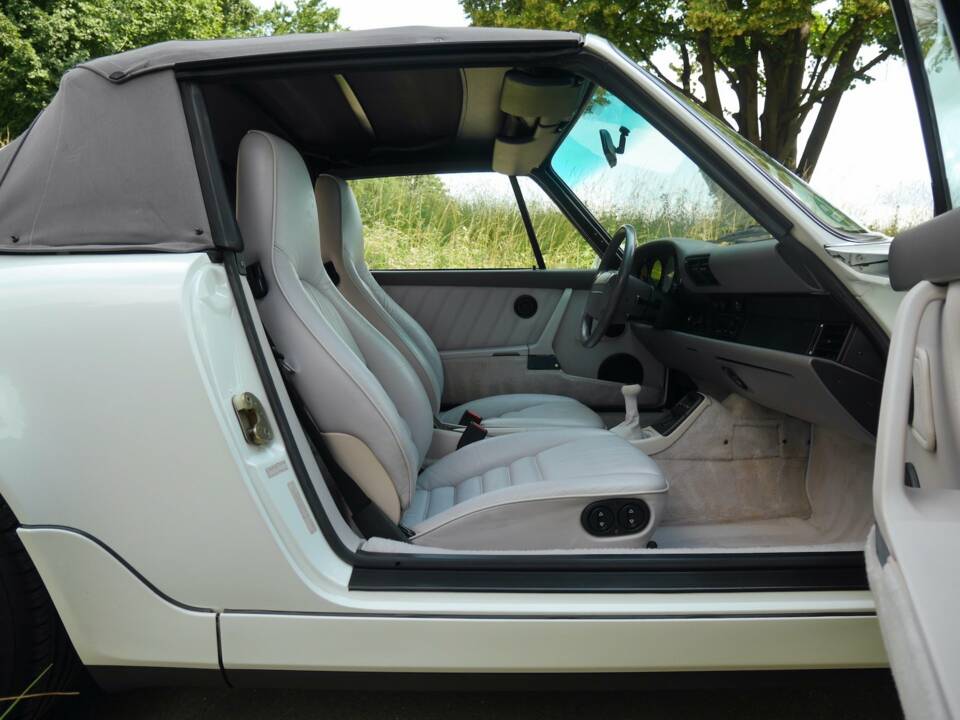 Bild 31/45 von Porsche 911 Carrera 2 (1993)