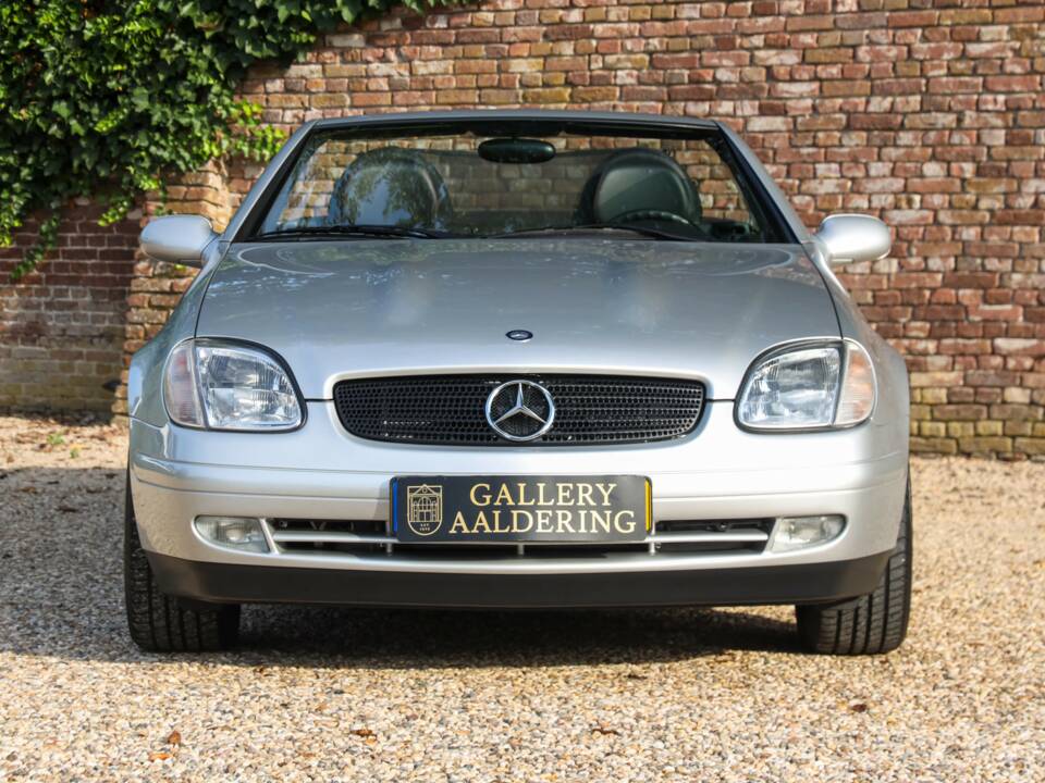Bild 33/50 von Mercedes-Benz SLK 230 Kompressor (1998)