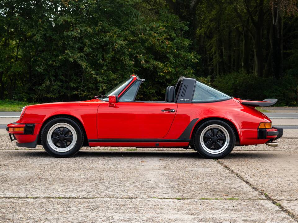 Bild 10/35 von Porsche 911 Carrera 3.2 (1987)