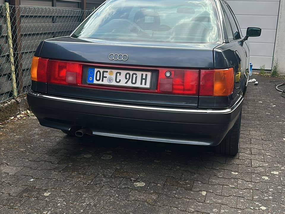 Bild 12/13 von Audi 90 - 2.3 (1988)