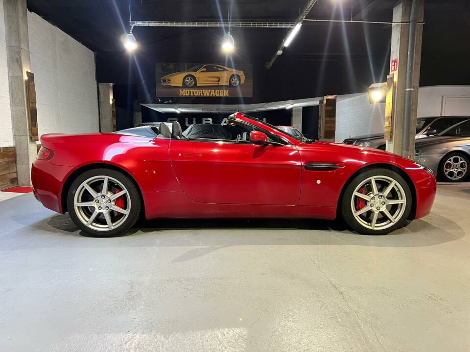 Imagen 35/60 de Aston Martin V8 Vantage Roadster (2008)