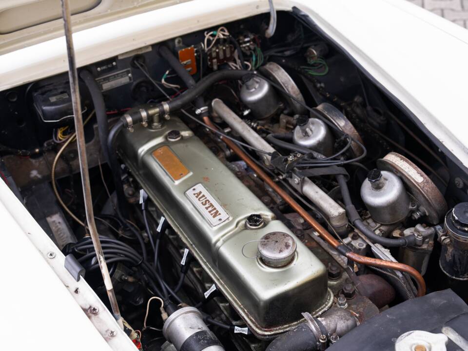 Image 35/72 de Austin-Healey 3000 Mk II (BJ7) (1962)