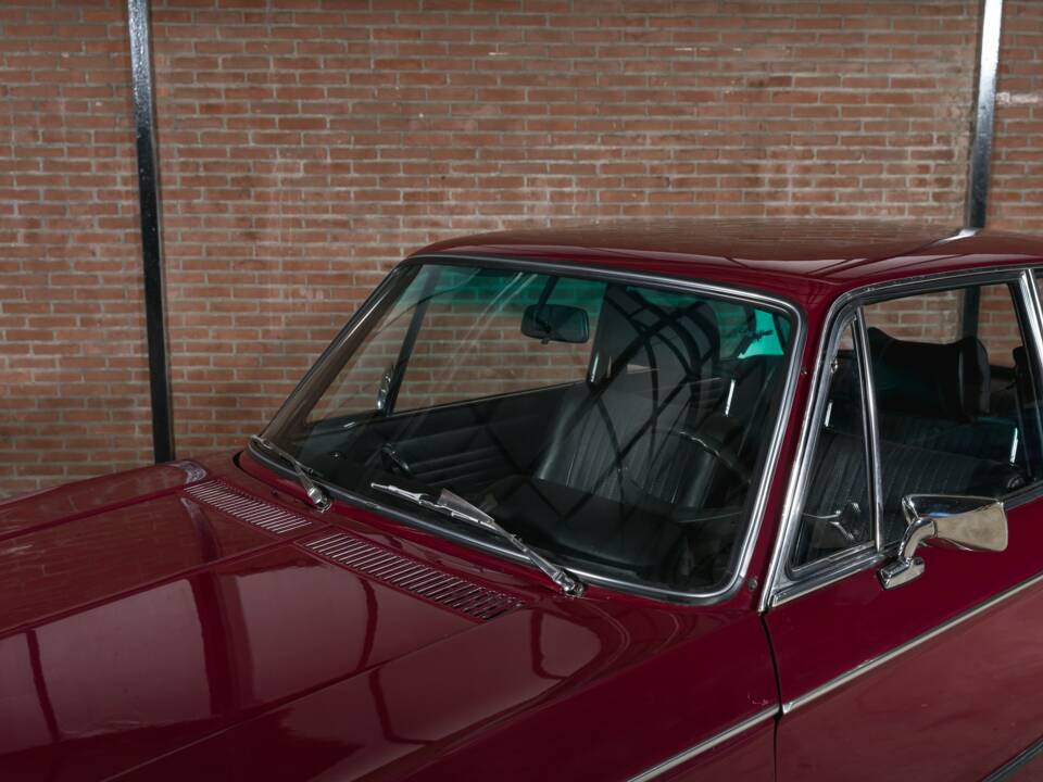 Image 11/91 of BMW 1802 (1973)