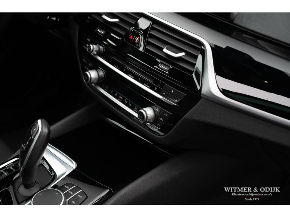 Image 13/50 of ALPINA B5 Touring Biturbo AWD (2017)