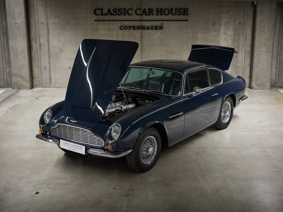 Afbeelding 18/60 van Aston Martin DB 6 (1968)