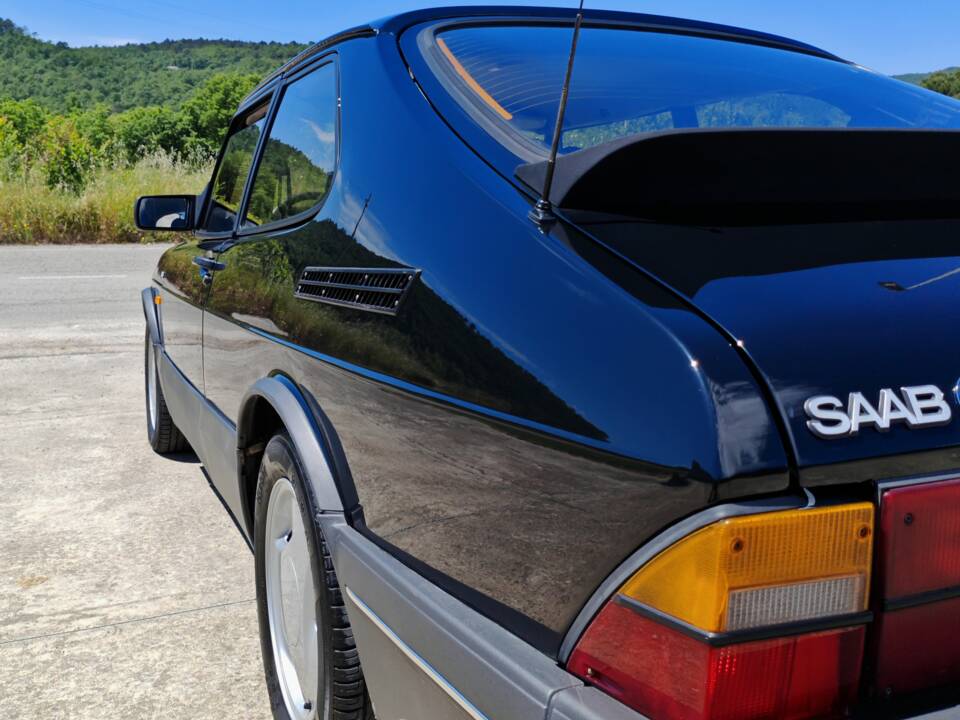 Image 10/25 of Saab 900 Turbo 16V (1992)