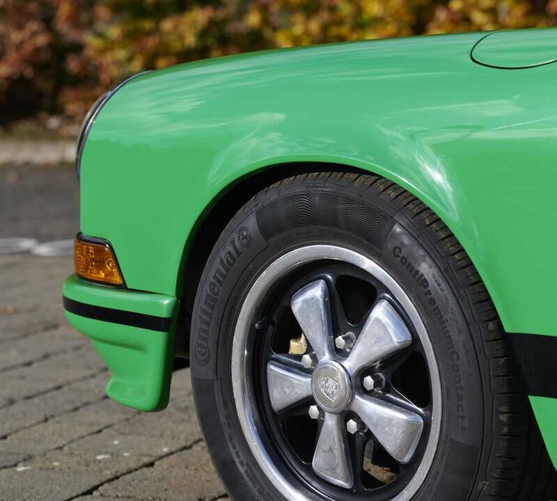 Image 23/50 of Porsche 911 Carrera 2.7 (1976)