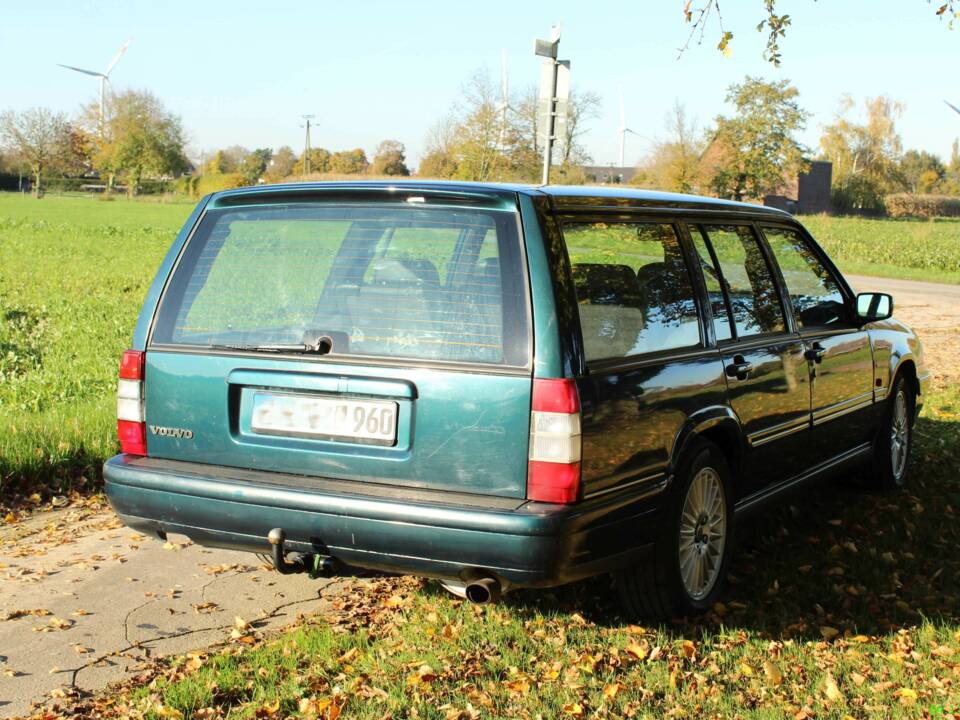 Bild 4/20 von Volvo 960 3.0i (1994)