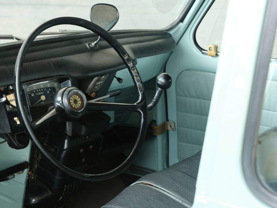 Bild 17/50 von Renault R 4 (1963)