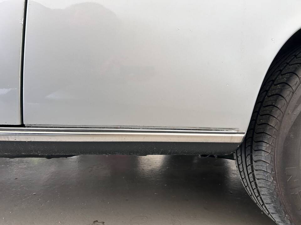 Image 23/61 of Mercedes-Benz 280 CE (1974)