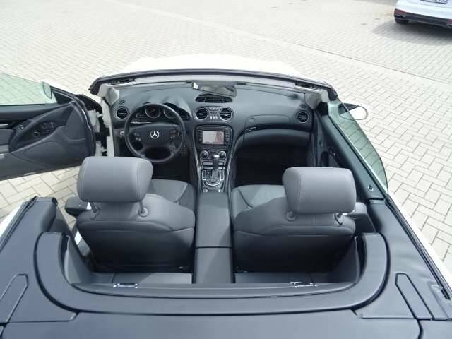 Imagen 12/19 de Mercedes-Benz SL 500 (2002)