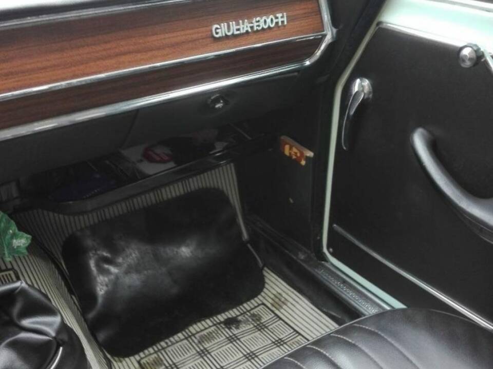 Bild 15/17 von Alfa Romeo Giulia 1300 TI (1968)