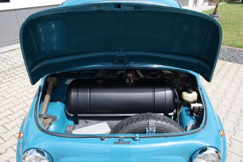 Afbeelding 5/7 van FIAT 500 L (1971)