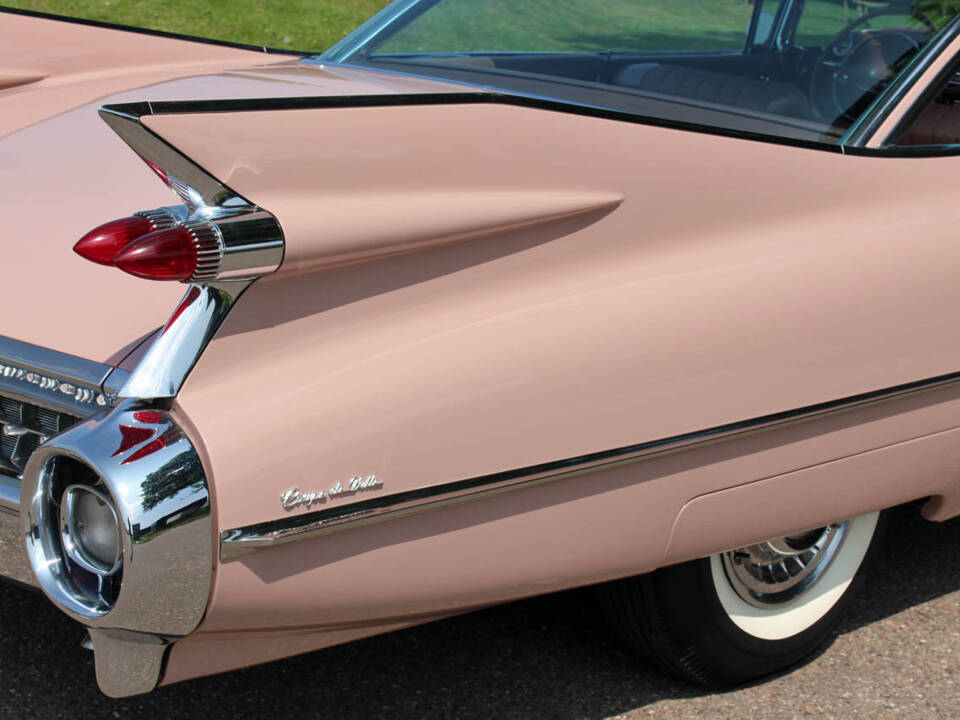 Bild 8/40 von Cadillac 62 Coupe DeVille (1959)