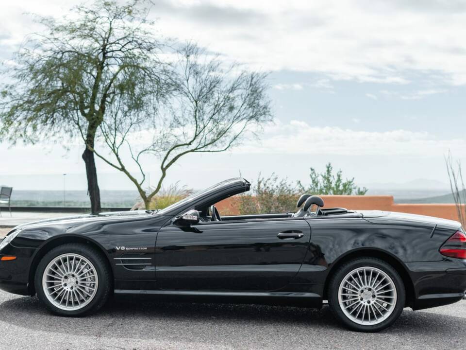 Immagine 3/9 di Mercedes-Benz SL 55 AMG (2003)