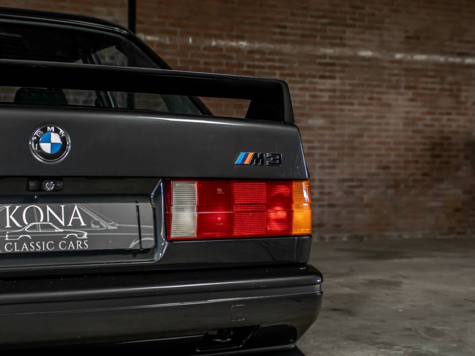 Image 13/65 of BMW M3 (1986)