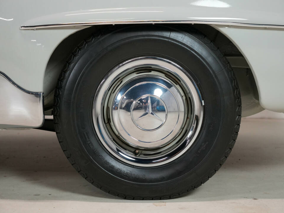 Bild 17/50 von Mercedes-Benz 190 SL (1958)