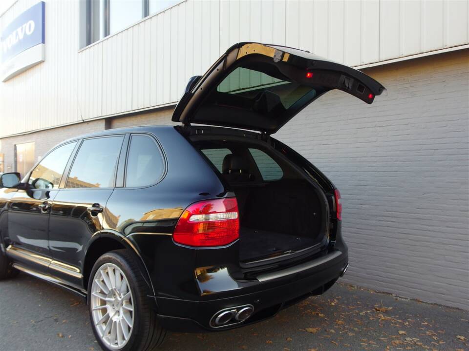 Image 80/100 of Porsche Cayenne GTS (2009)