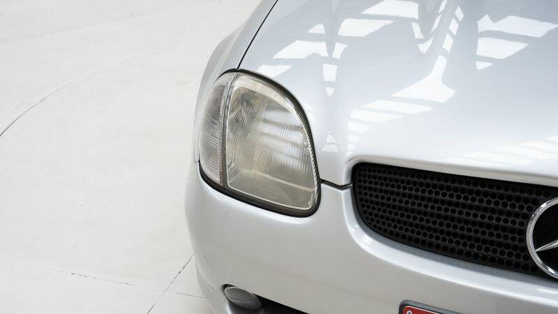 Image 11/15 de Mercedes-Benz SLK 230 Kompressor (1999)