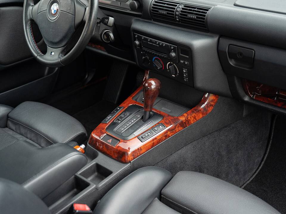 Bild 29/47 von BMW 323ti Compact (1998)