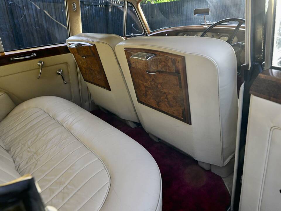 Bild 47/50 von Rolls-Royce Silver Cloud I (1956)