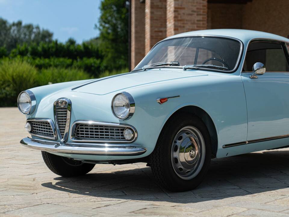 Image 21/50 of Alfa Romeo Giulietta Sprint (1960)