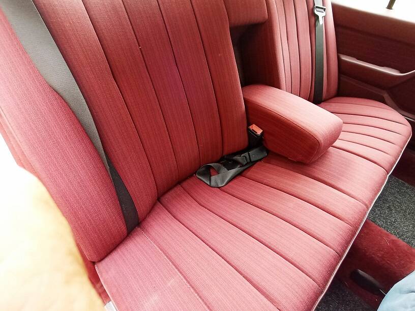 Afbeelding 10/14 van Mercedes-Benz 200 E (1989)