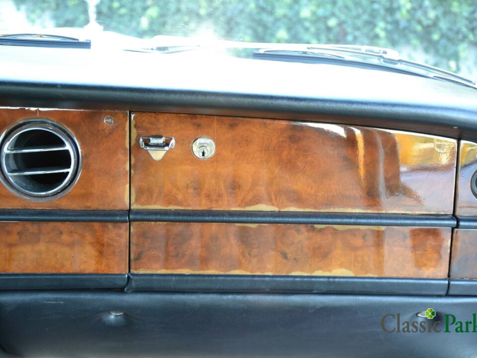 Bild 33/50 von Rolls-Royce Silver Wraith II (1979)