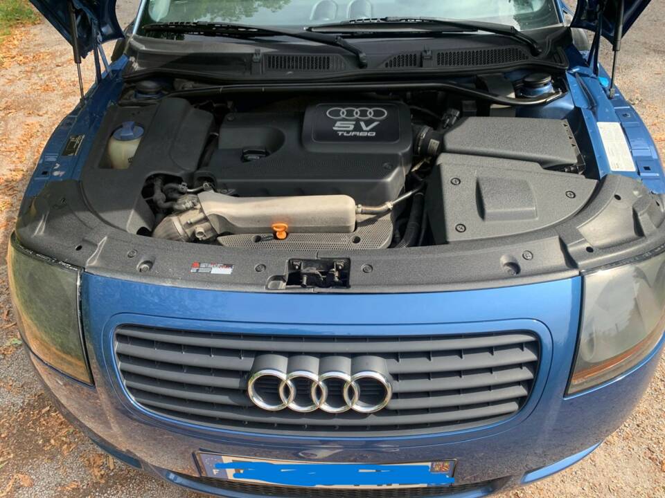 Image 42/72 of Audi TT 1.8 T (2000)